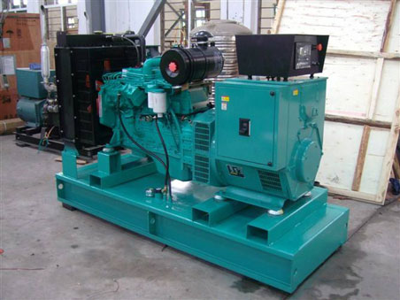 皮山200kw康明斯柴油发电机组图片 皮山200kw康明斯柴油发电机组图片